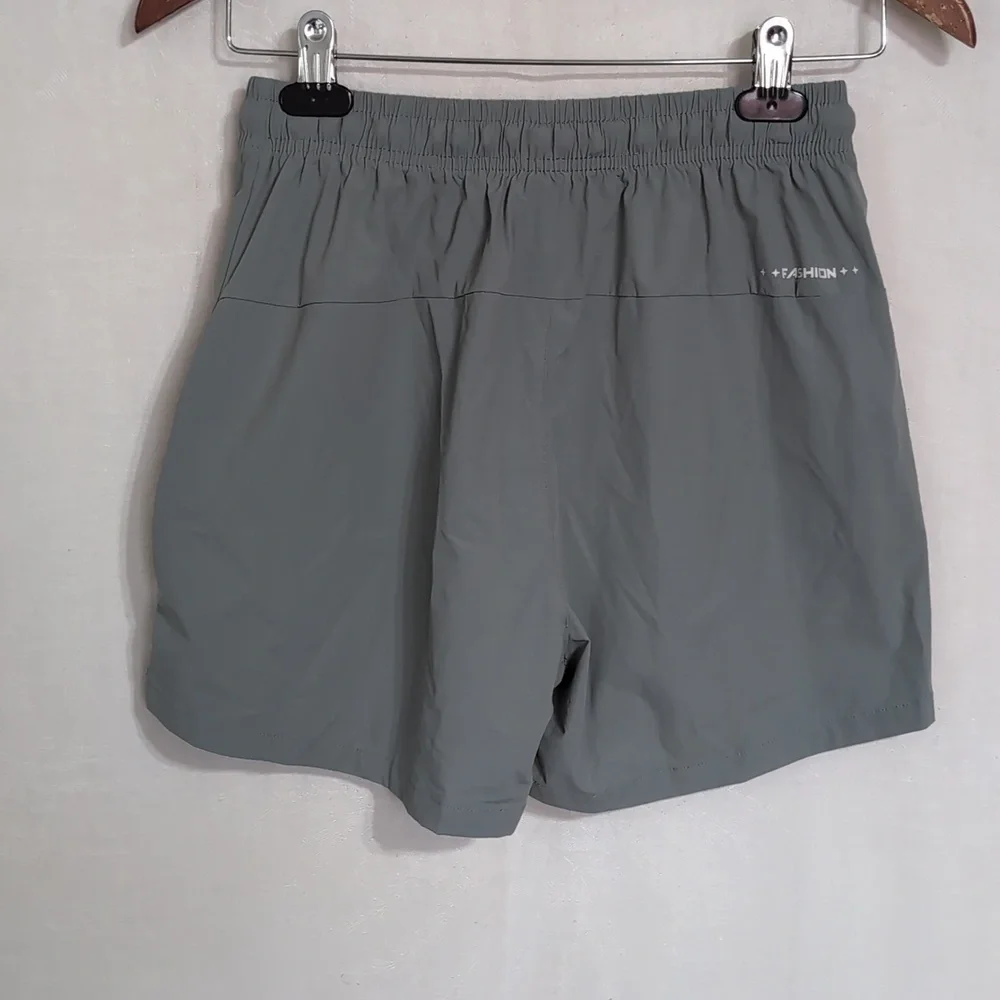 Unbranded Gray Pull-On Running Shorts Zip Pockets Size Youth Large